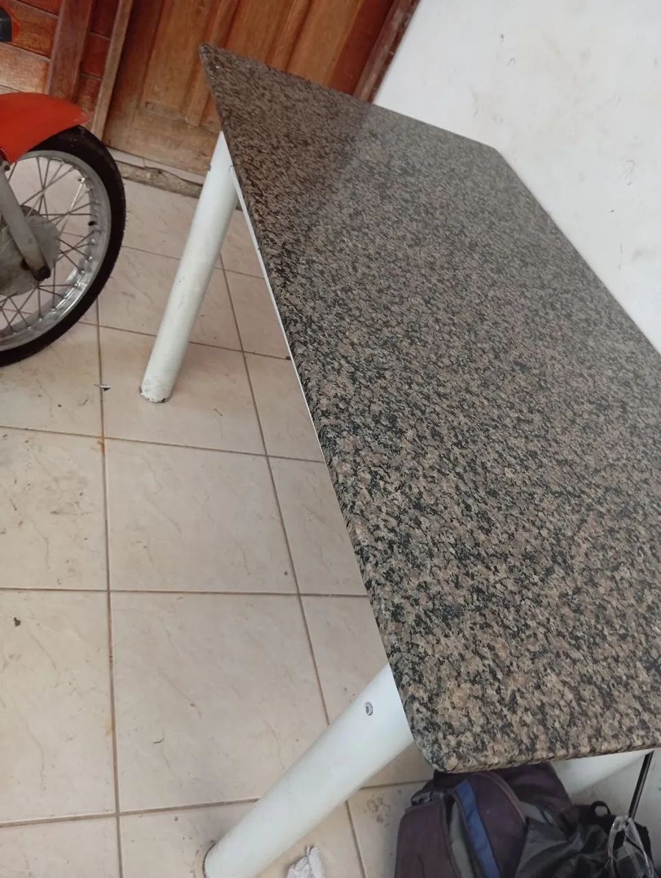 MESA DE MÁRMORE