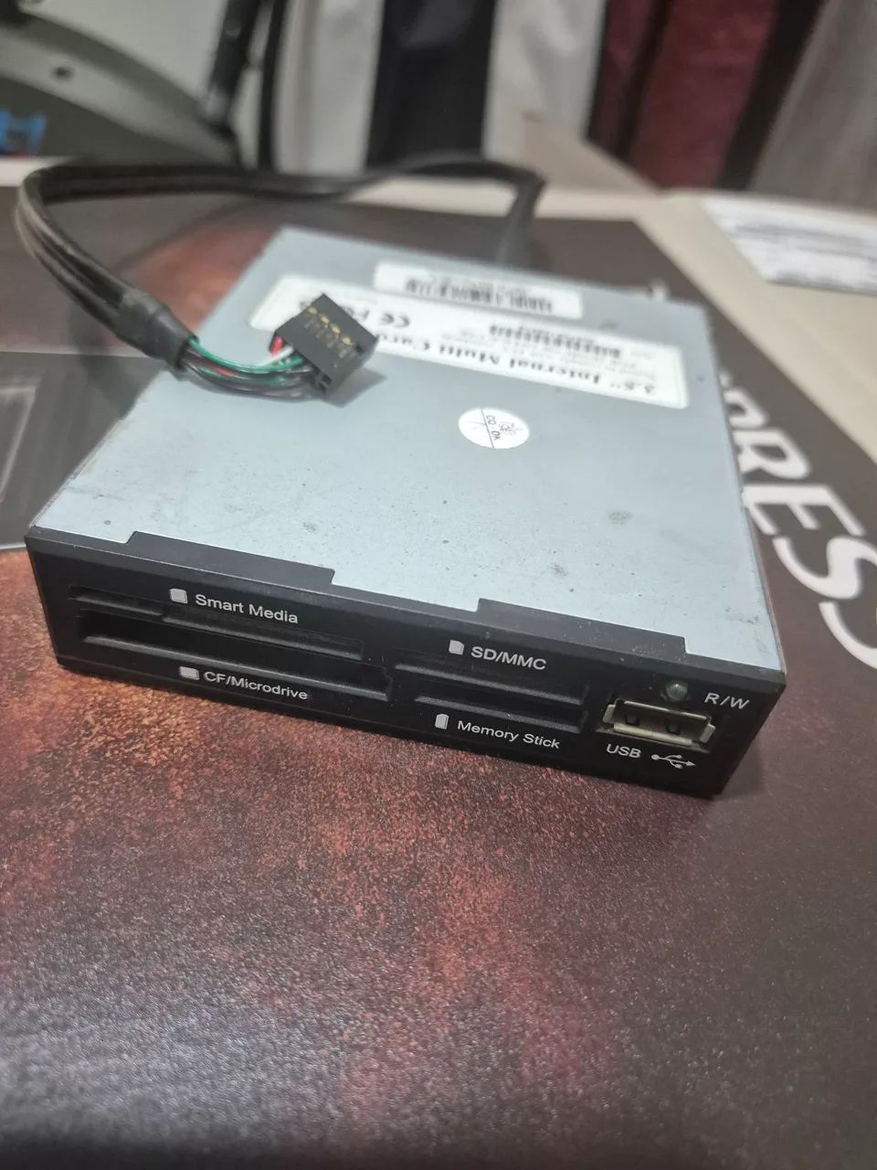 Leitor de cartão 3.5" interno SD/MS/CF USB 