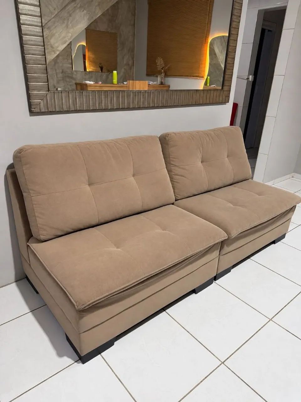 SOFÁ DE 2 METROS - MAIS ESPAÇO PARA SENTAR, MENOS ESPAÇO OCUPADO! - Foto 2