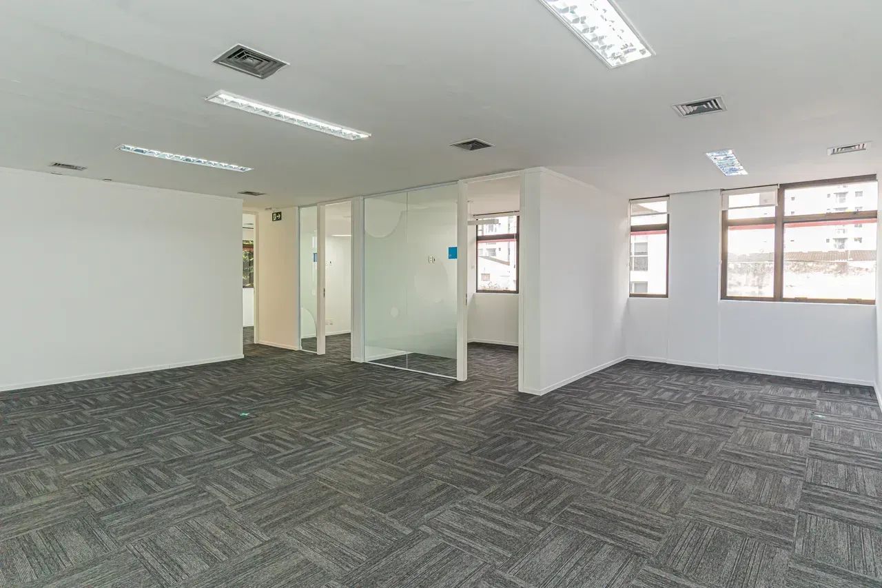 Centro comercial para aluguel e venda com 131 metros quadrados com 5 quartos - Foto 5