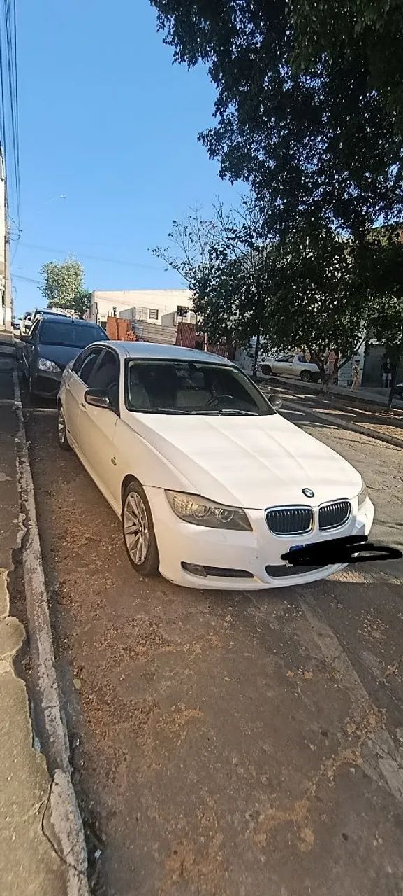 BMW 320I A 2011