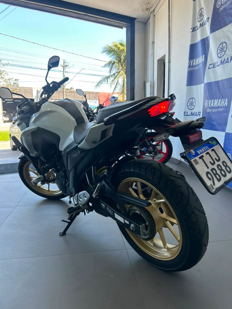 FZ25 ABS CONNECTED  - Foto 3