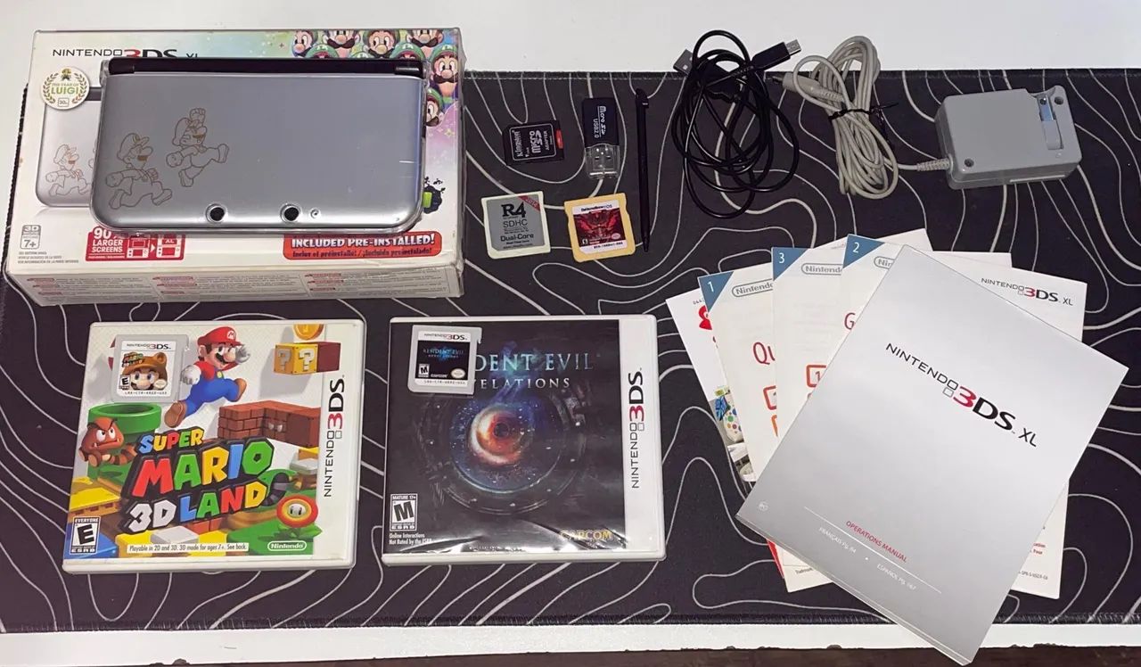 Nintendo 3DS XL - Mario & Luigi