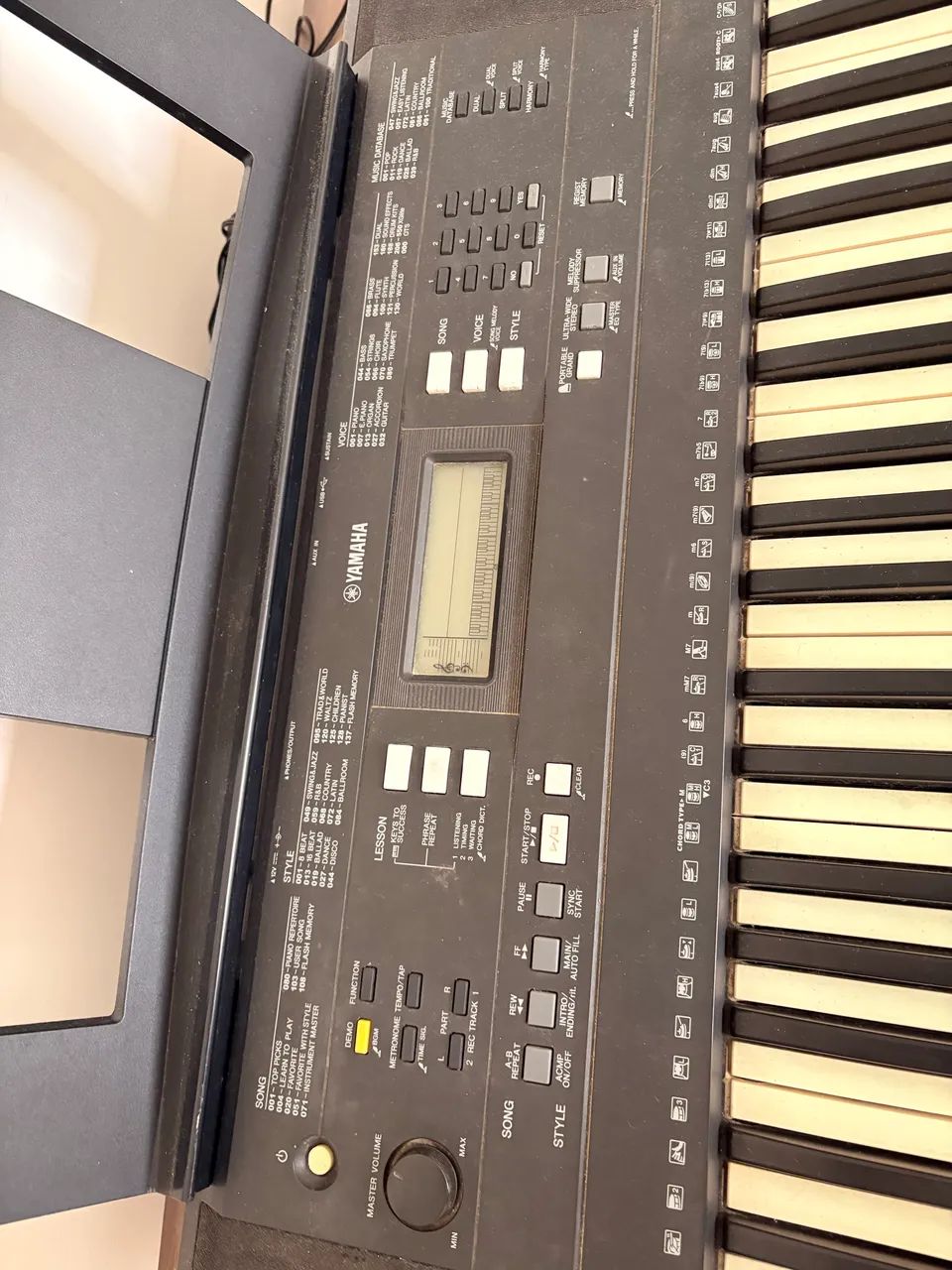 Teclado Yamaha PSR-E343  - Foto 3