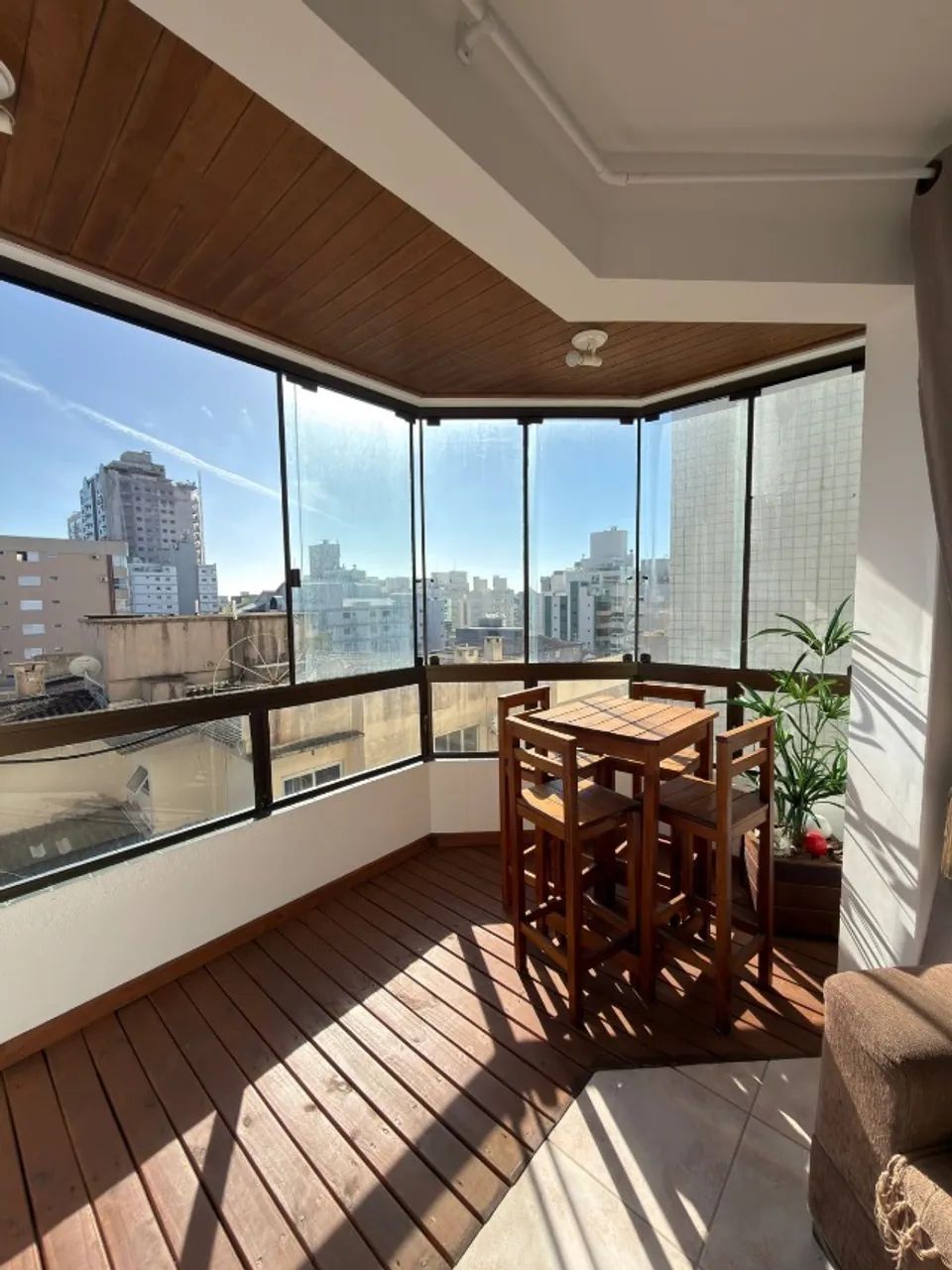 Apartamento em laguna, 2 Quartos, Prédio na Avenida.  - Foto 2