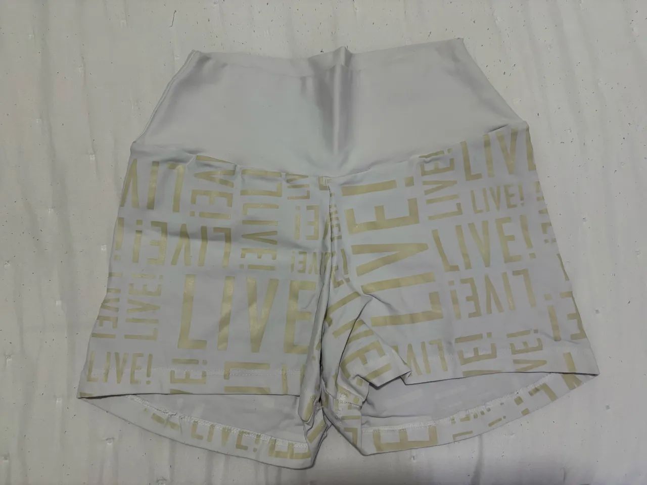 Shorts branco/off Live! Original PP