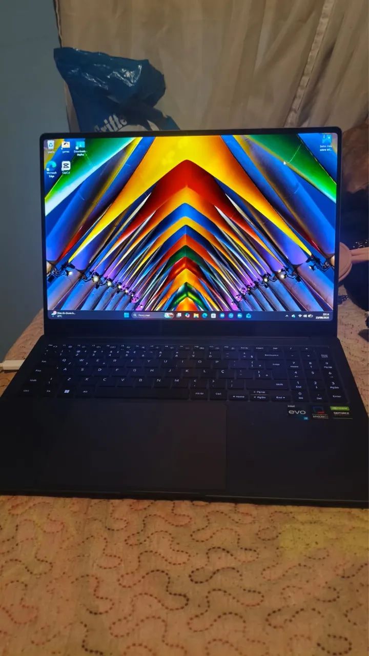 Galaxybook 3ultra  - Foto 2
