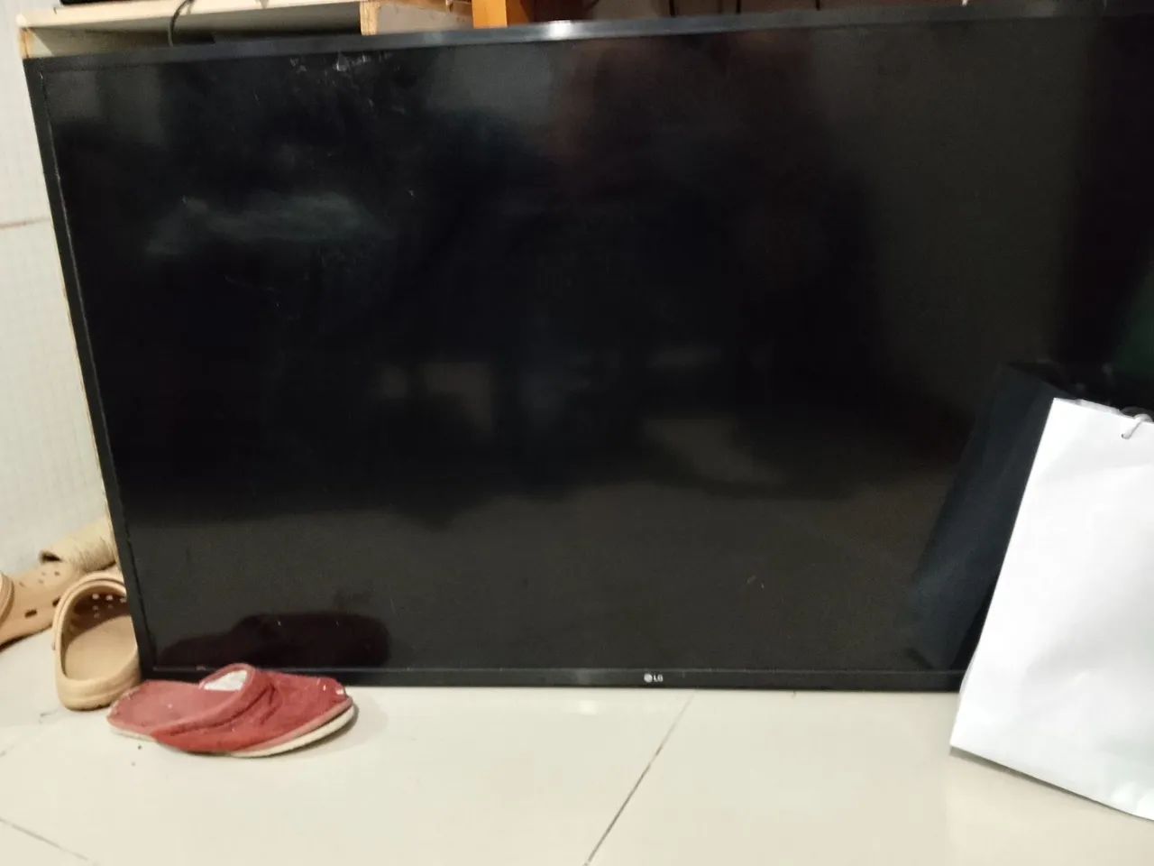 Tv LG Smart 50 polegadas (tela quebrada) - Foto 2