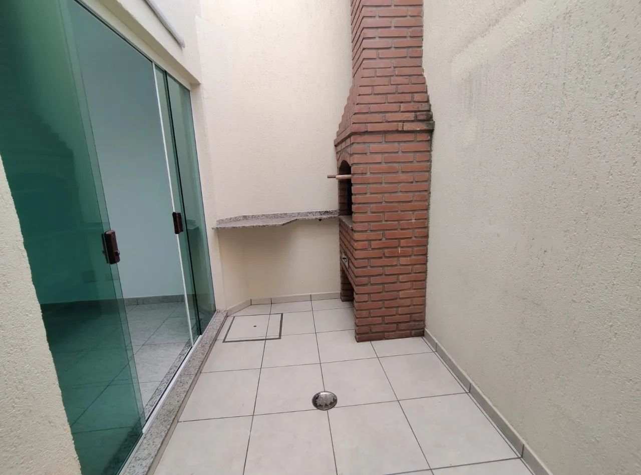 Sobrado à venda com 108m², 3 quartos e 2 vagas - Foto 2