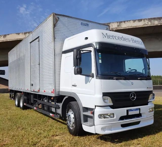  Mb atego 2425 6x2 bau 2012 - Foto 2