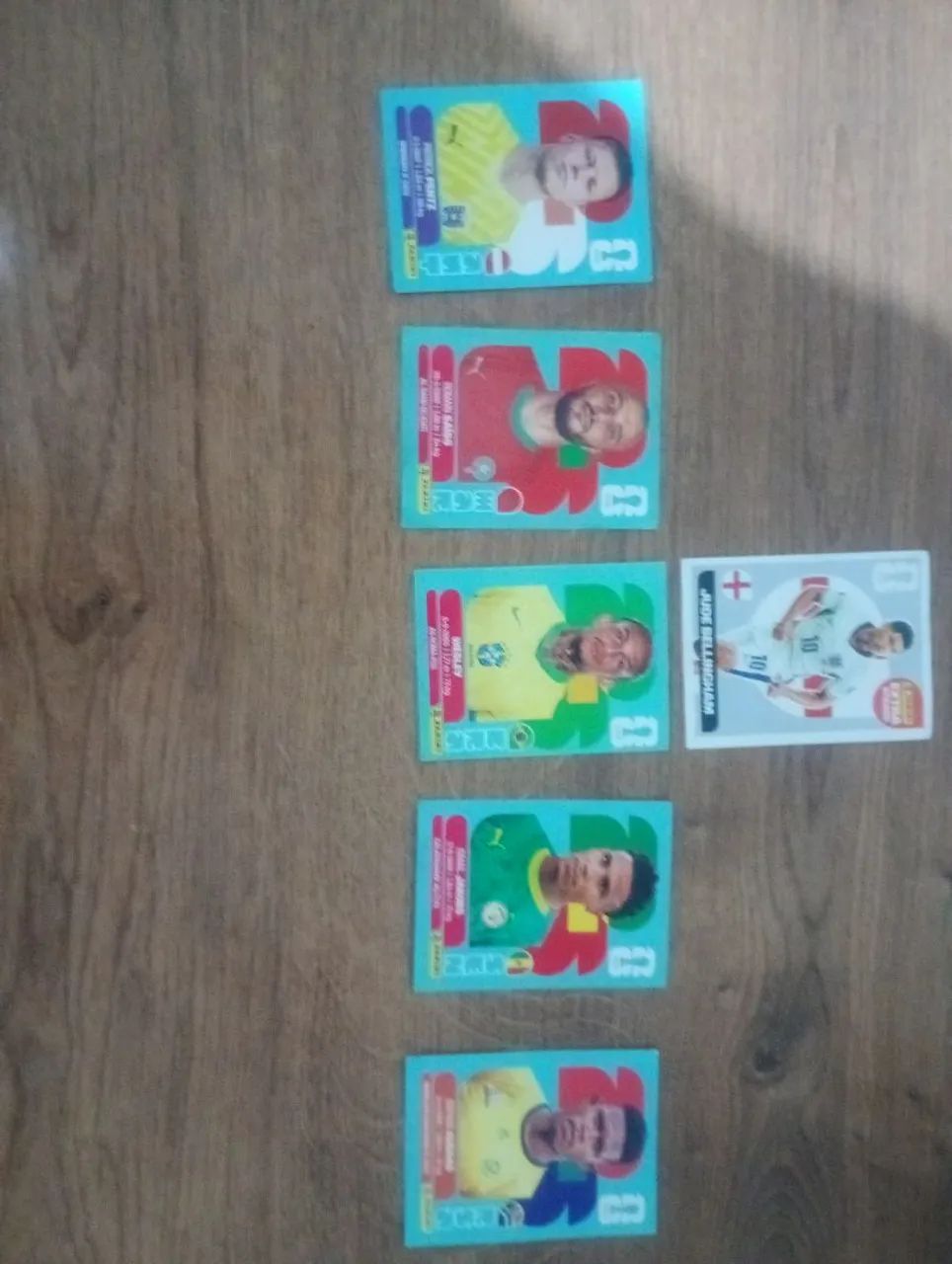 Figurinhas da copa FIFA 26 Jude belligham legend PRATA  - Foto 4