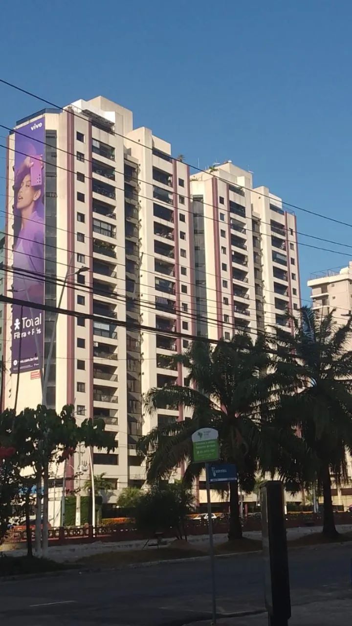 Alugo Apto Com Suítes, Andar Alto, Mobiliado na Doca 