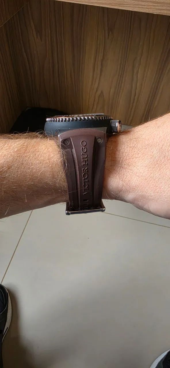 Relógio masculino Victor Hugo 10094gs - Foto 3