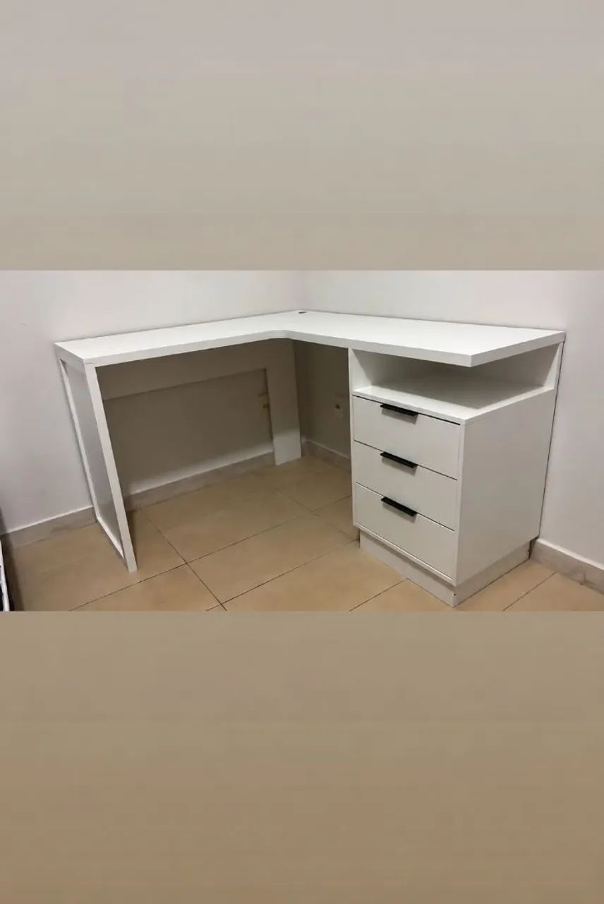 Mesa de Escritório 