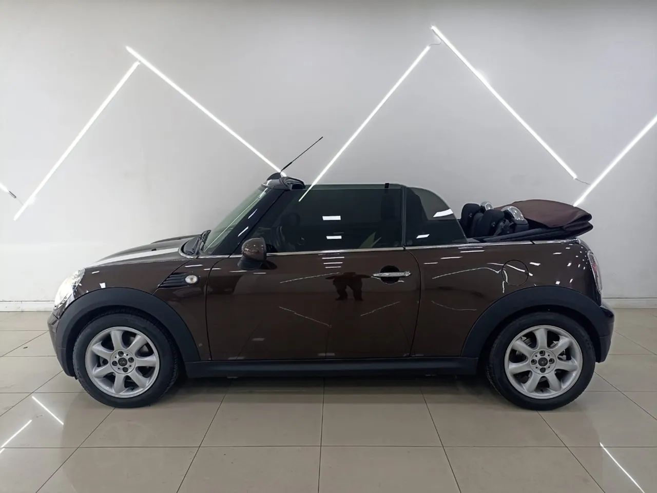 Mini Cooper Cabrio 1.6 Aut. 2011 - Foto 4