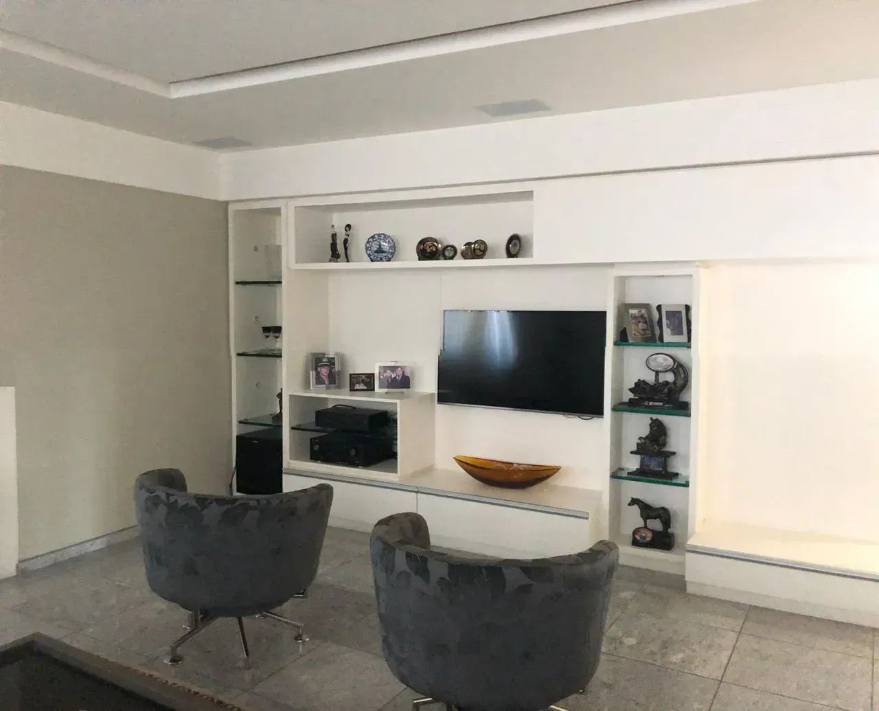 APARTAMENTO COM 4 SUÍTES AMPLAS 460M² - Foto 4