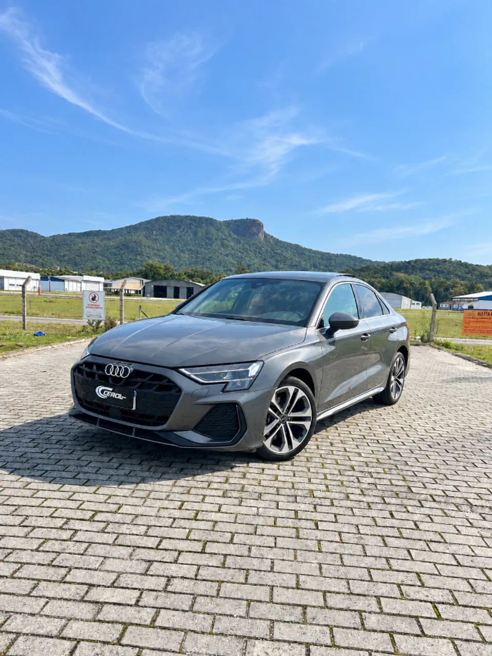 Audi A3 A3 Sedan Performance 2.0 TFSI S-tronic 2025