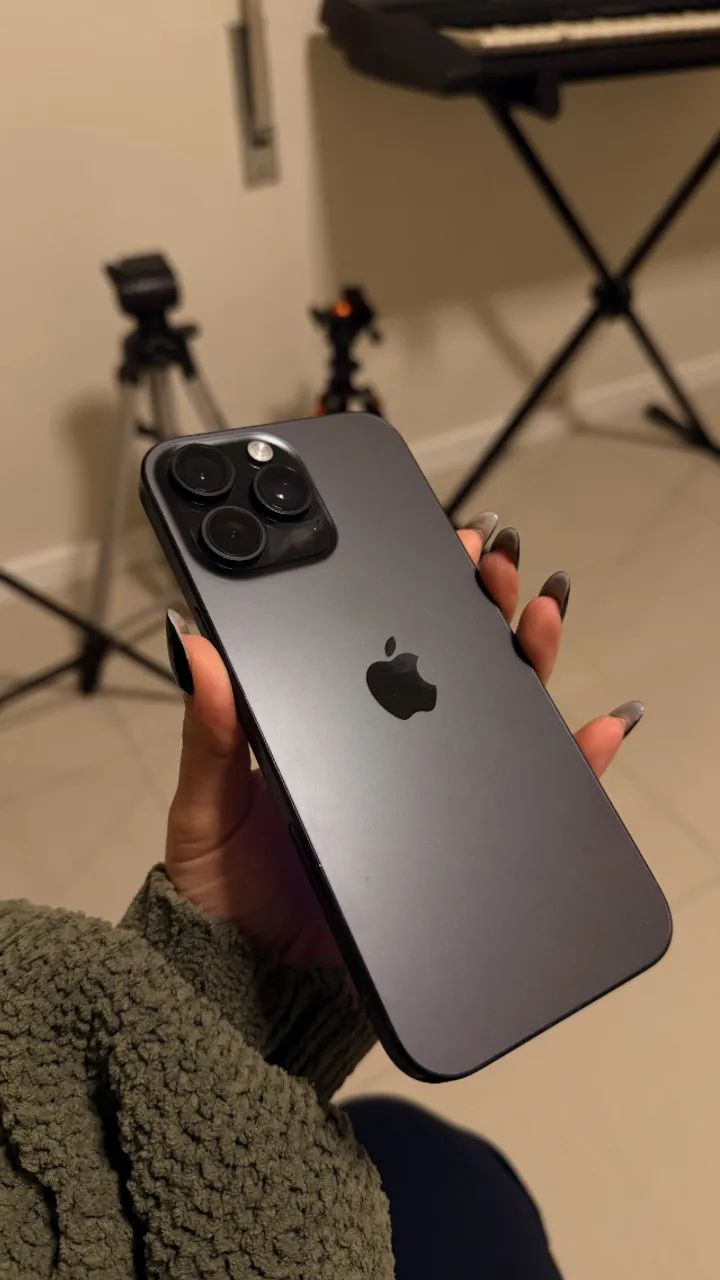 IPHONE 16 PRO MAX 512gb