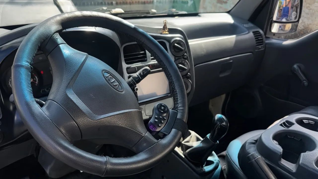 Kia bongo 2012  - Foto 4