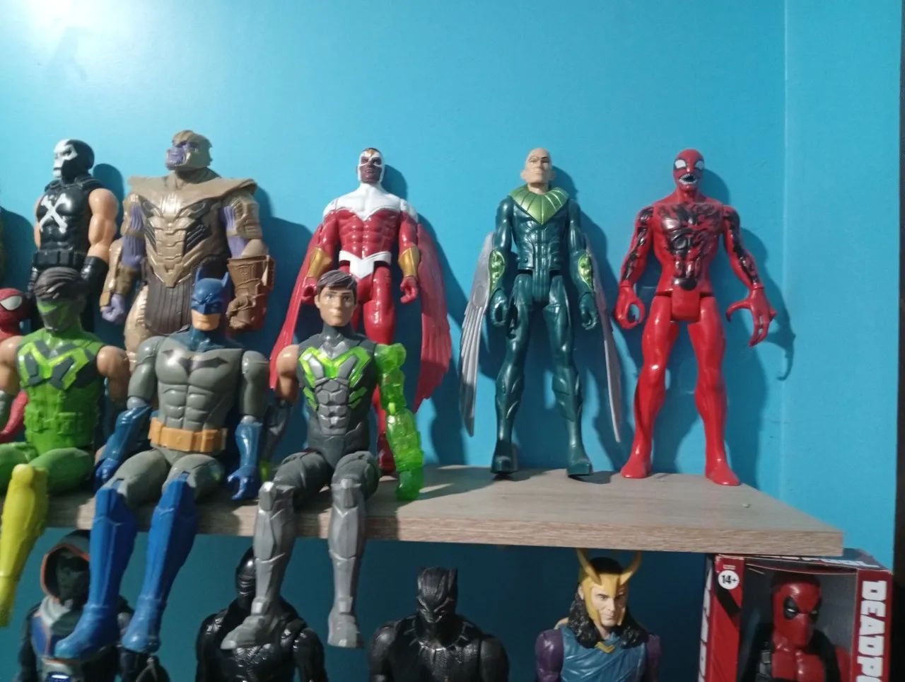 Bonecos Marvel preço variado - Foto 4