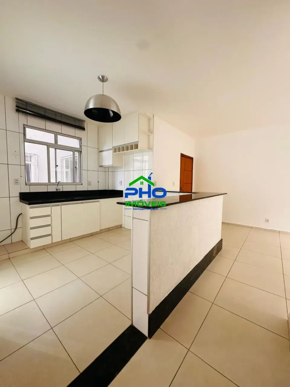 Prédio Individual no Europa. Apto com Elevador e 2 Vagas. - Foto 2