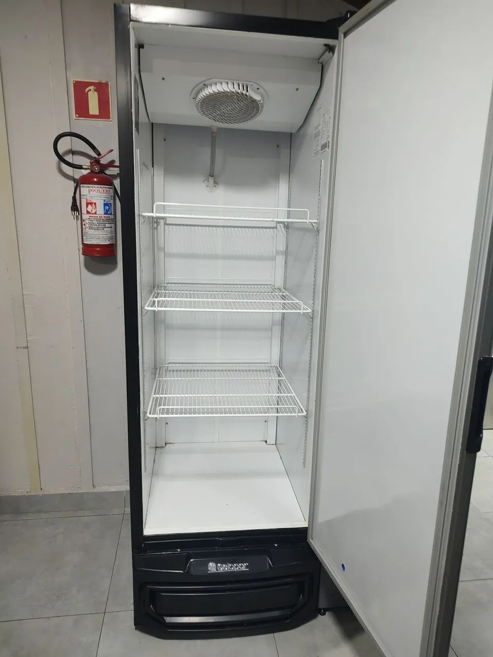 Cervejeira Gelopar 570 l - 127 v - Foto 2