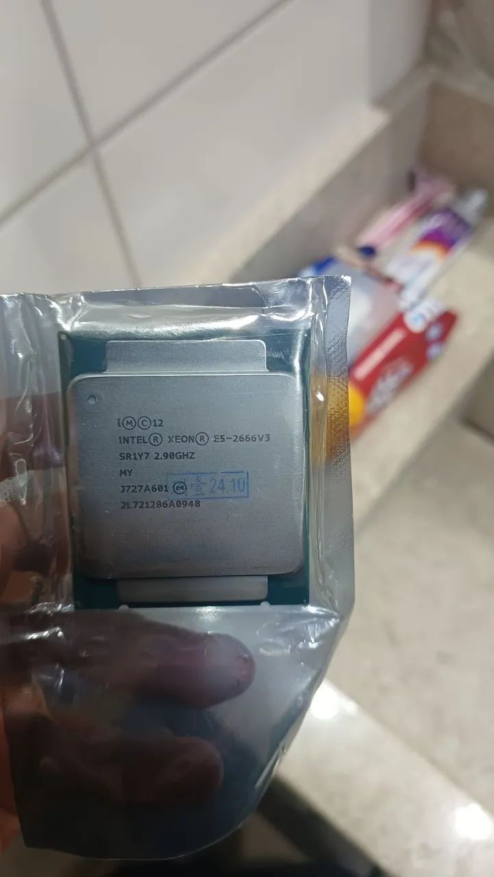 Xeon 2666v3 2.90 ghz nunca usado