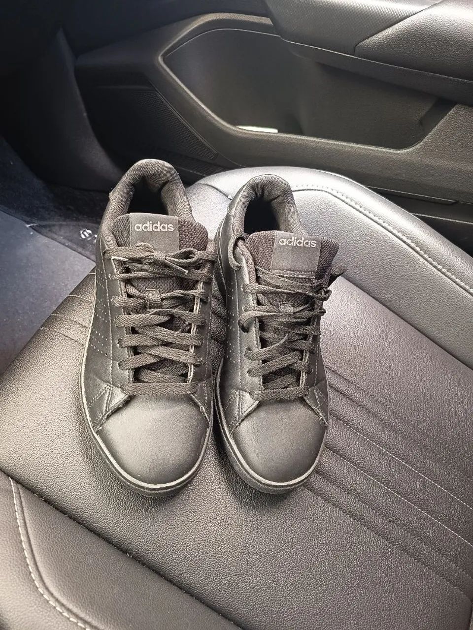Tênis Adidas - Foto 2