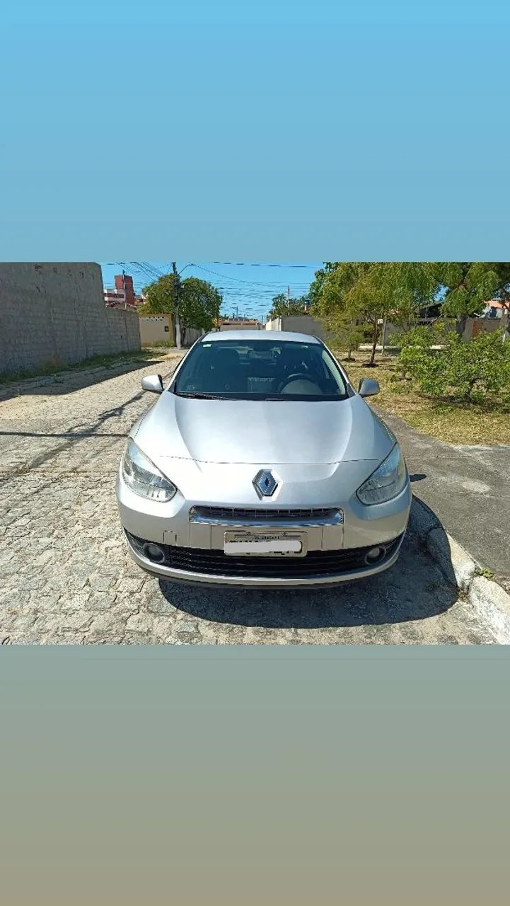 Renault Fluence Sed. Dynamique 2.0 16V Flex Mec. 2014 - Foto 2