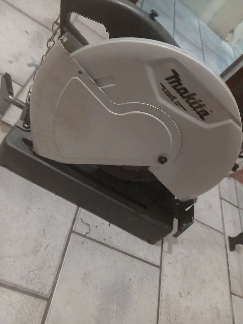 SERRA POLICORTE MAKITA 2000W C/ MANUAL E NOTA