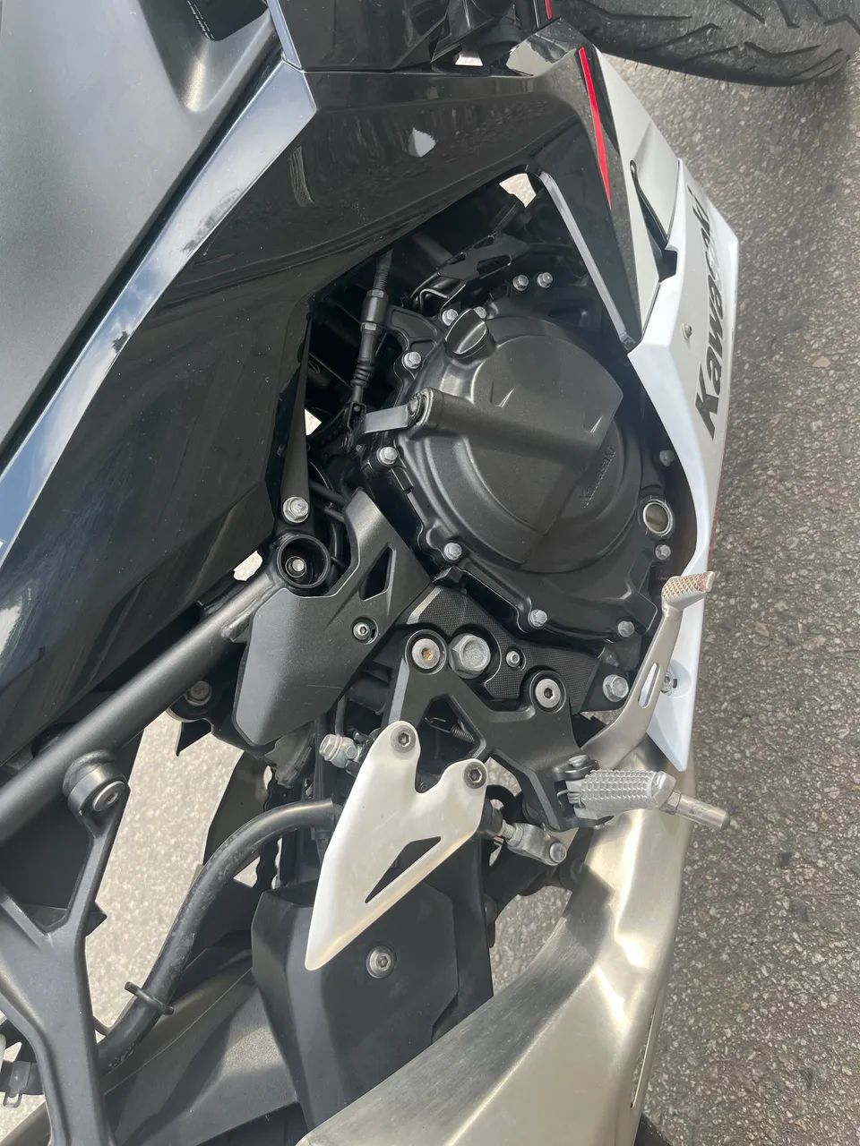 Vendo ninja 400 modelo KRT. - Foto 5