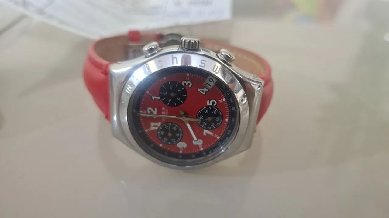 Relogio Swatch Red Agent - Foto 2