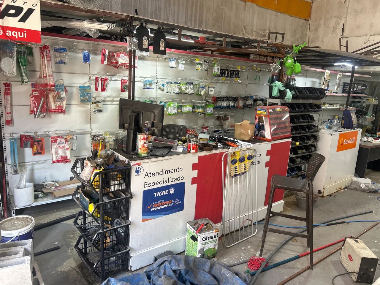 Gôndolas reforçadas  - Foto 2