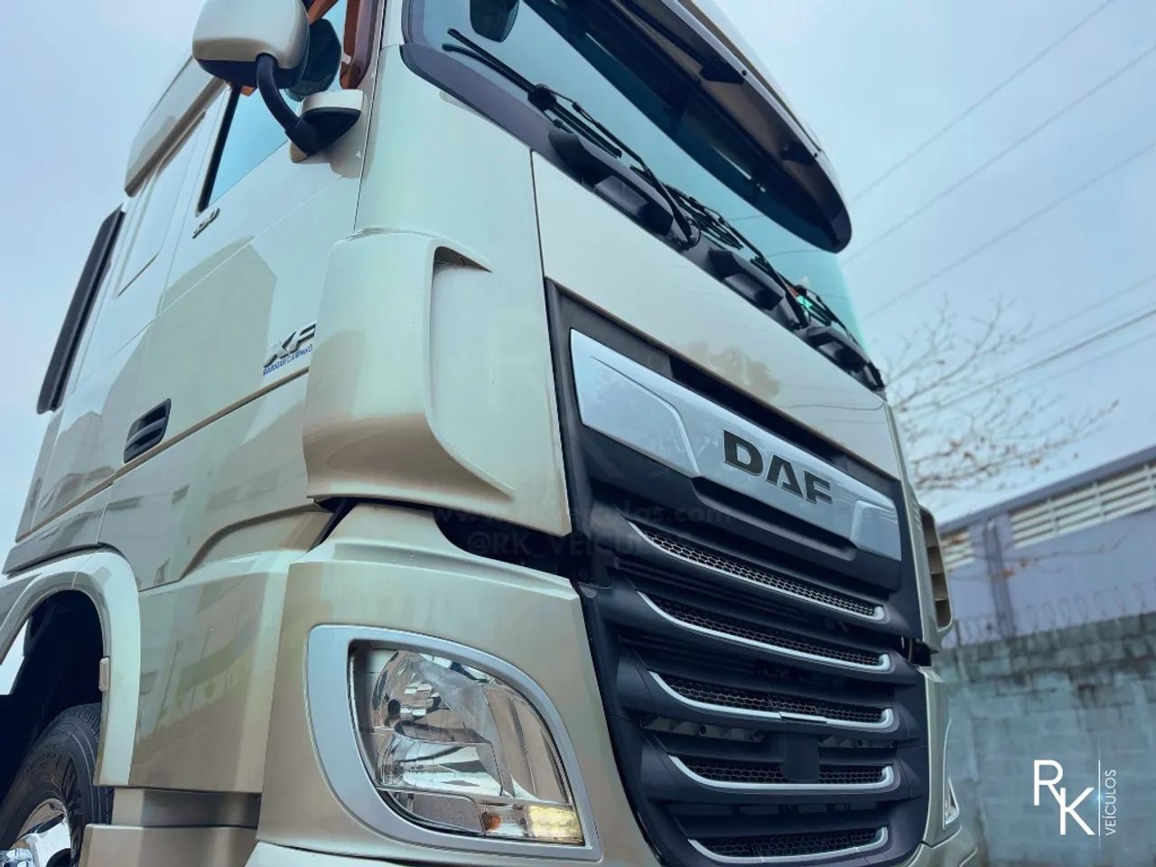 XF FTT530 6x4 Super Space Cab (die)(E5) - Foto 3