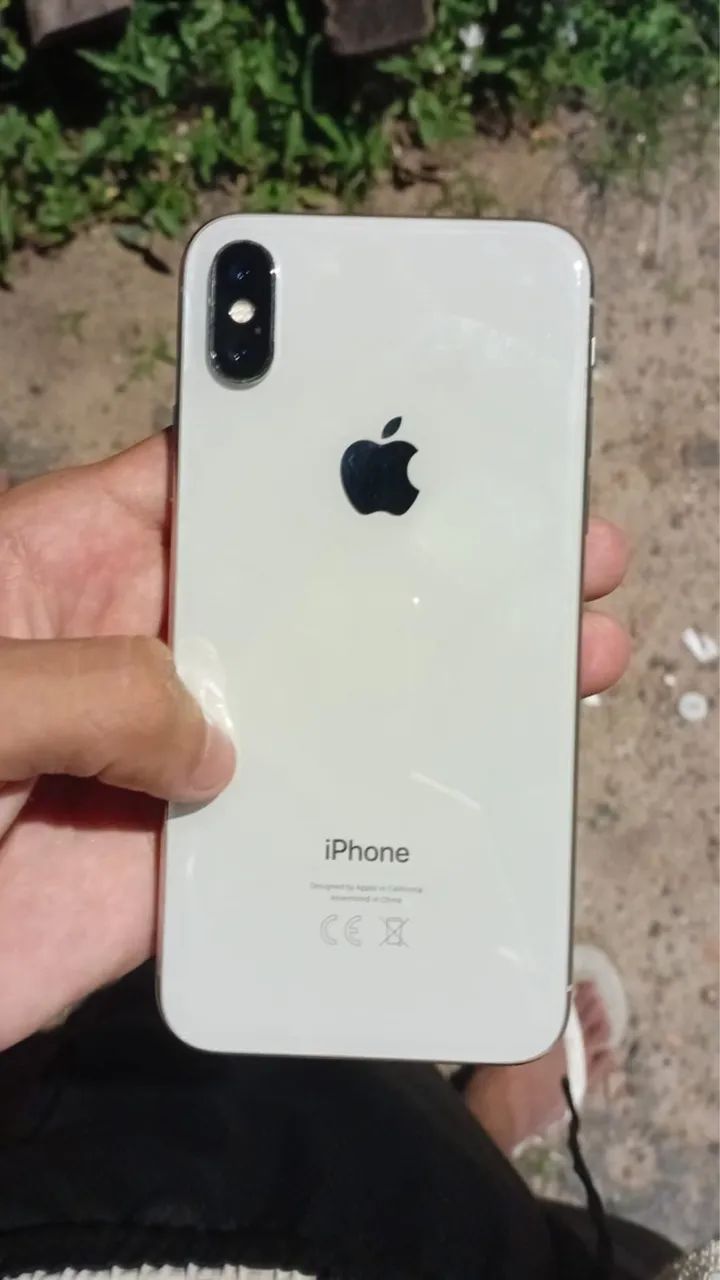 iPhone X