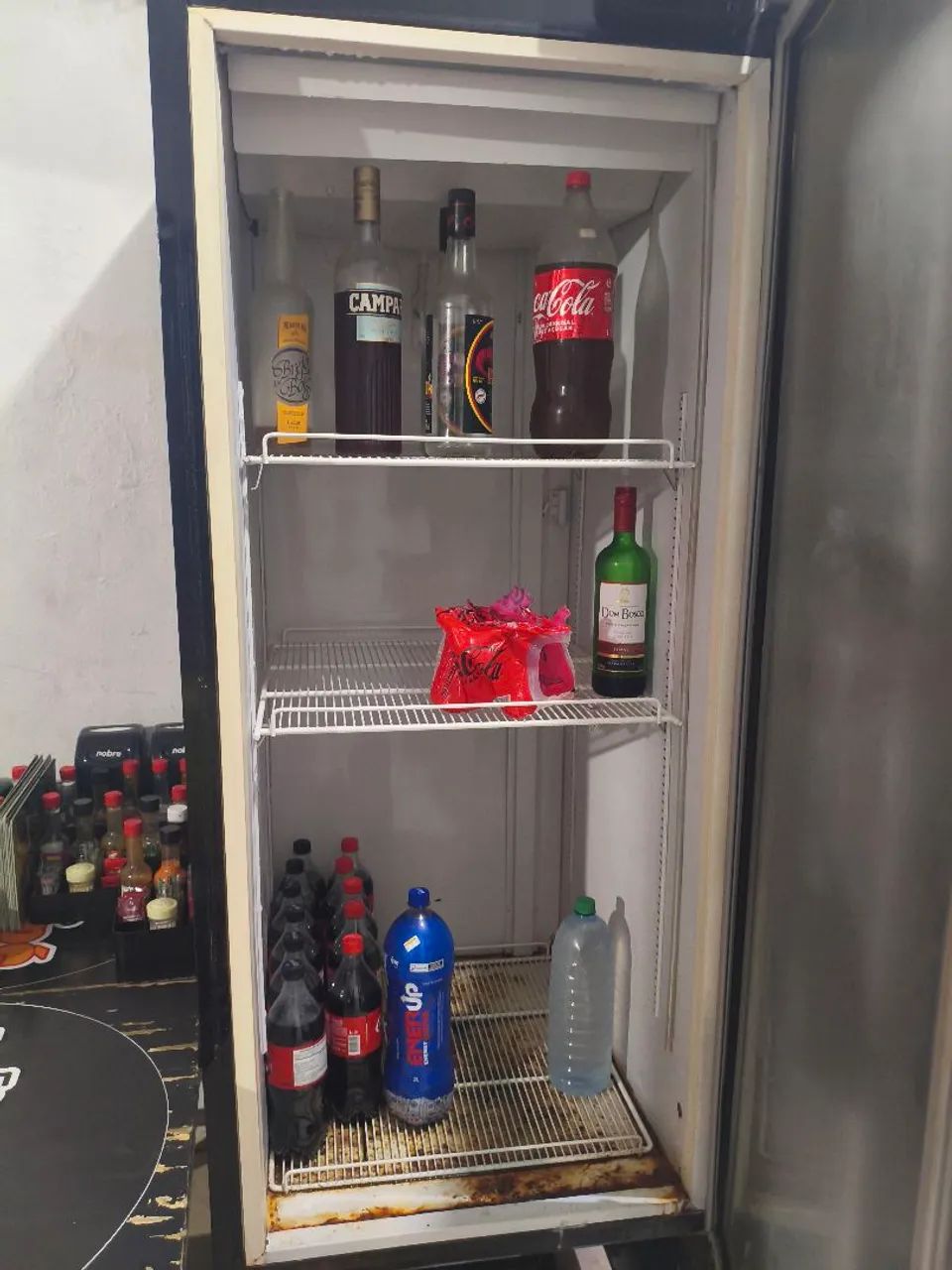 Freezer e 16 cx litrinhos
