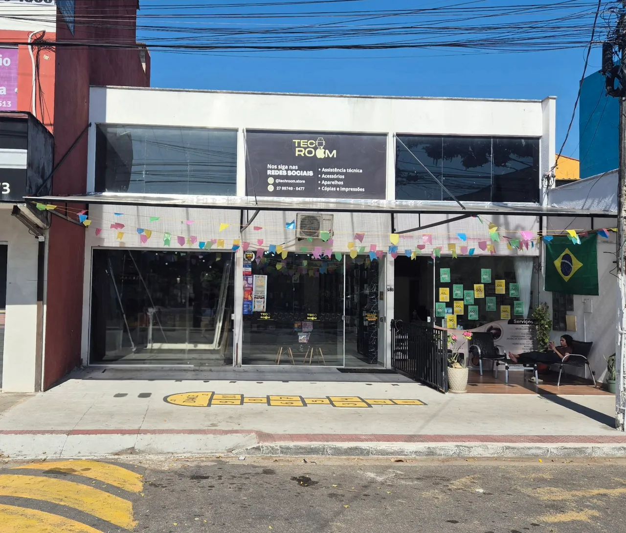 LOJA COMERCIAL MORADA DE LARANJEIRAS