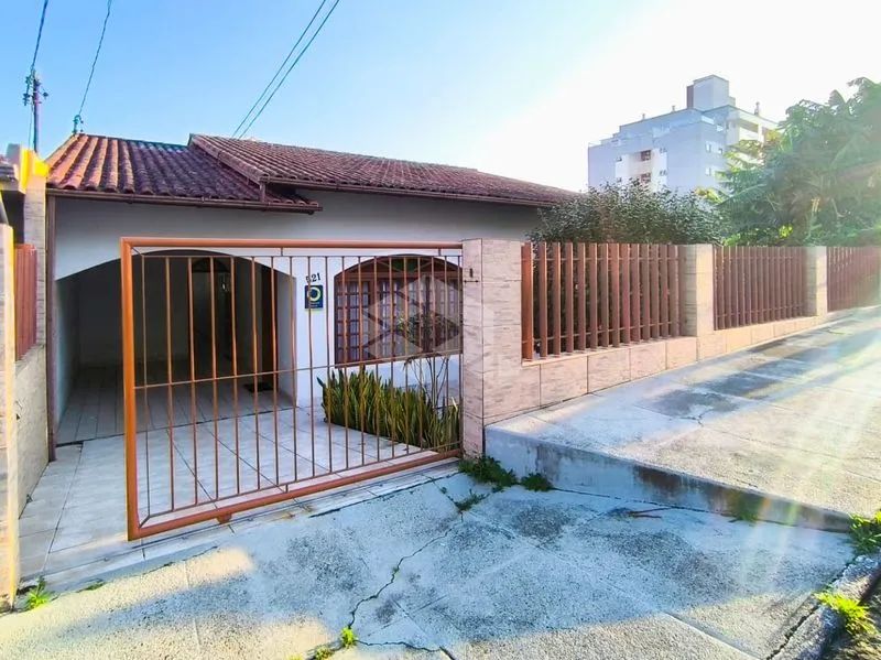 Casa Residencial 312M² - para Alugar