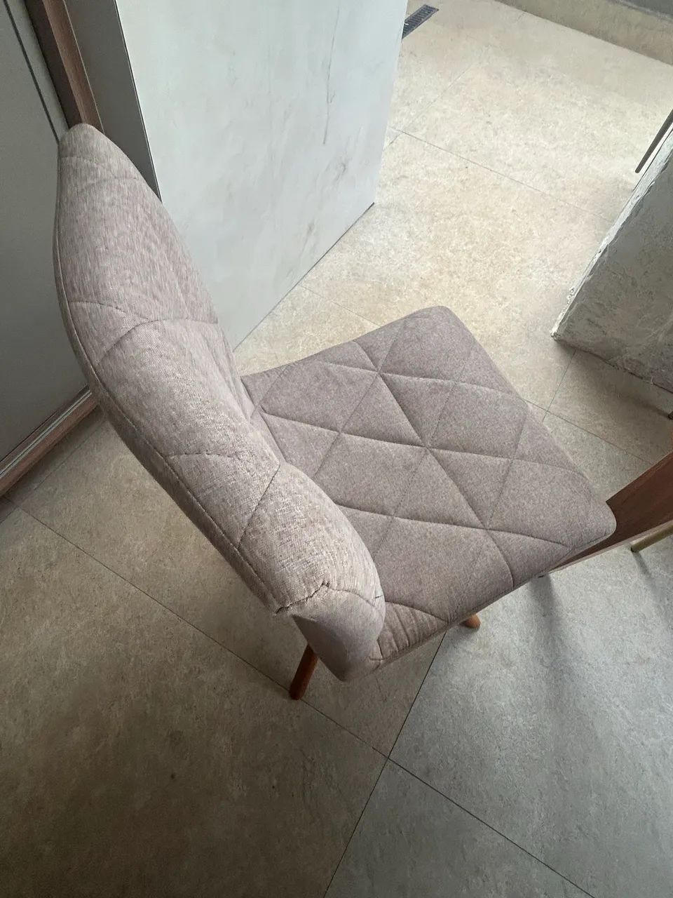 Conjunto de 6 cadeiras giratórias de linho cinza - Foto 3