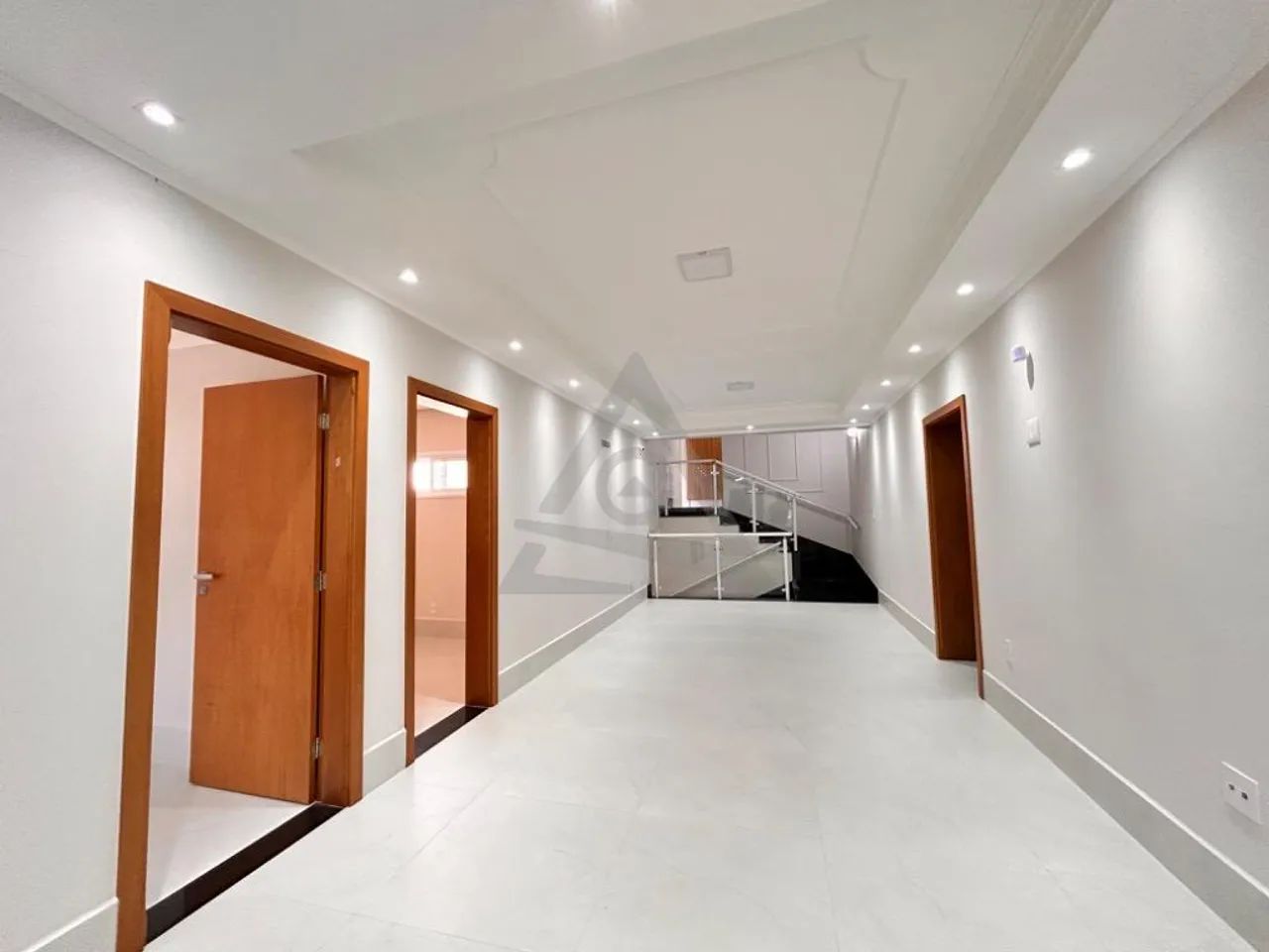 Casa para alugar em Campinas, Jardim Proença, com 10 quartos, com 265 m² - Foto 4