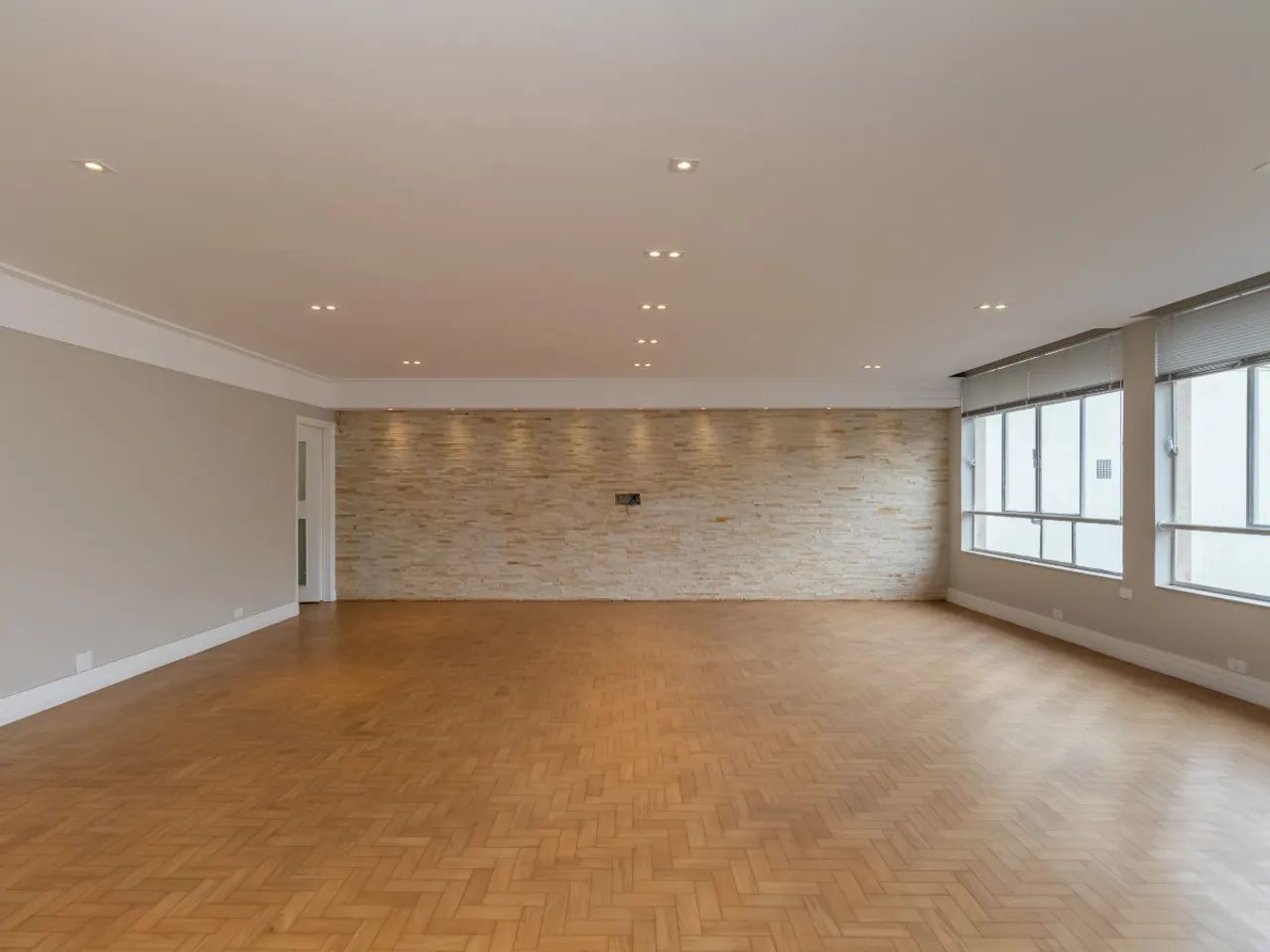 Conjunto comercial para venda em Sé, 150m² - Foto 4