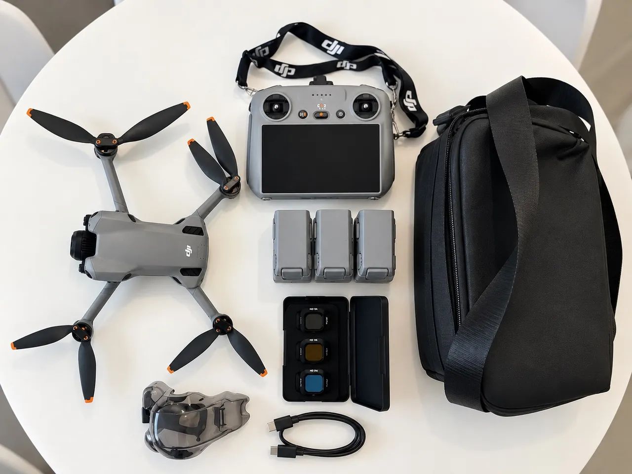 DJI Mini 5 Pro Fly More Combo + DJI RC 2 - Impecável