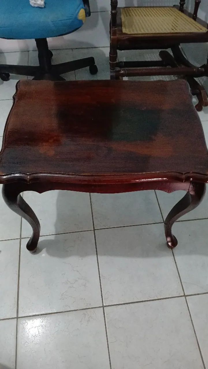 Móveis antigos