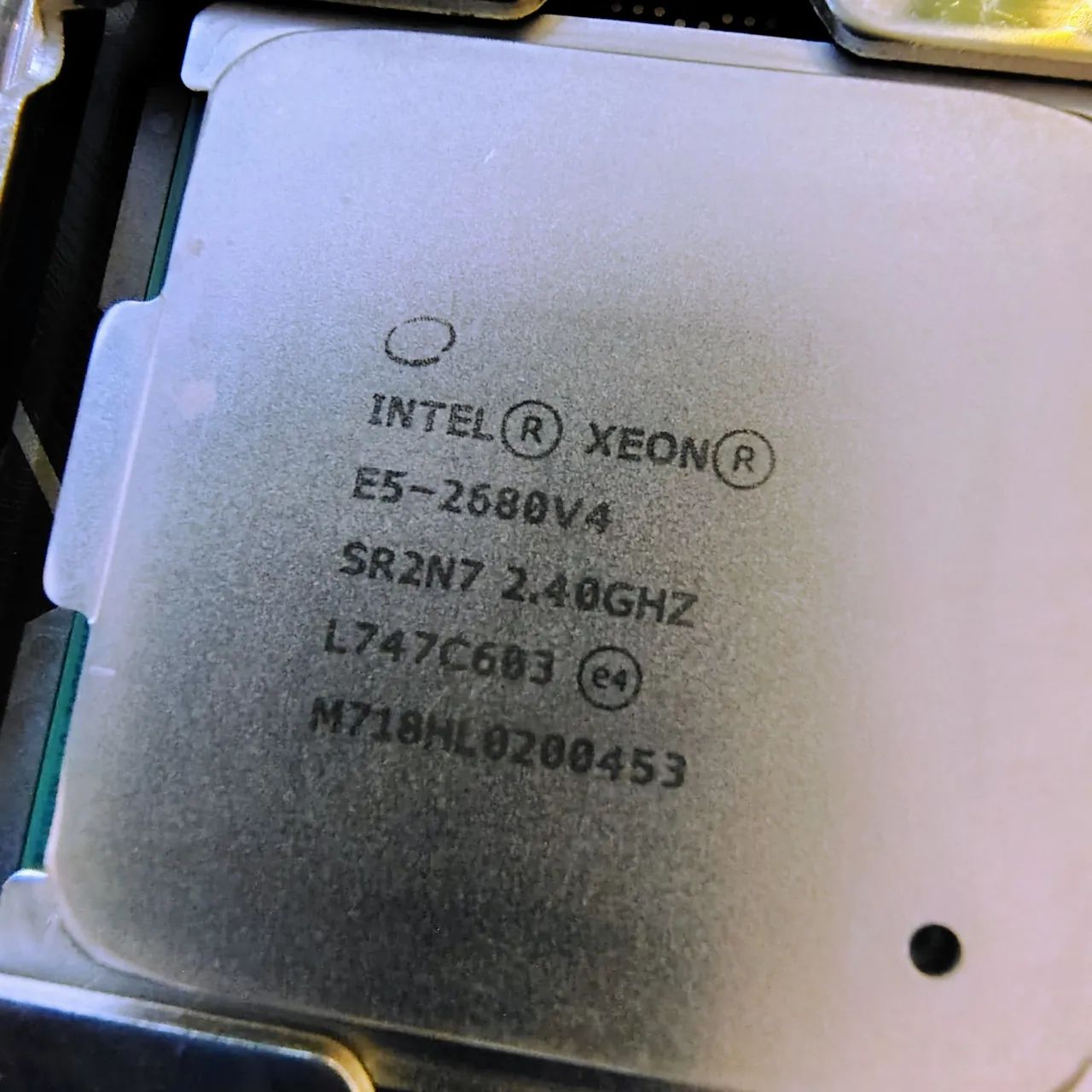 Kit placa mãe x99 vou E5 2680 SOYO - Foto 2