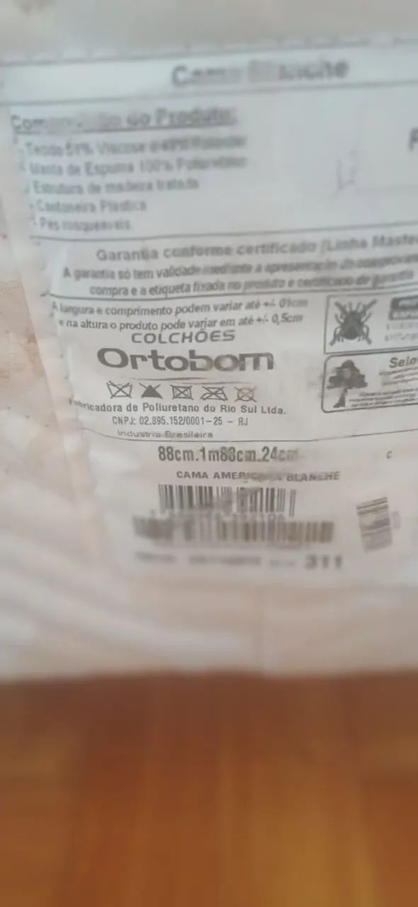 Cama Box Solteiro com algumas manchas e saia R$550,00 - Foto 5
