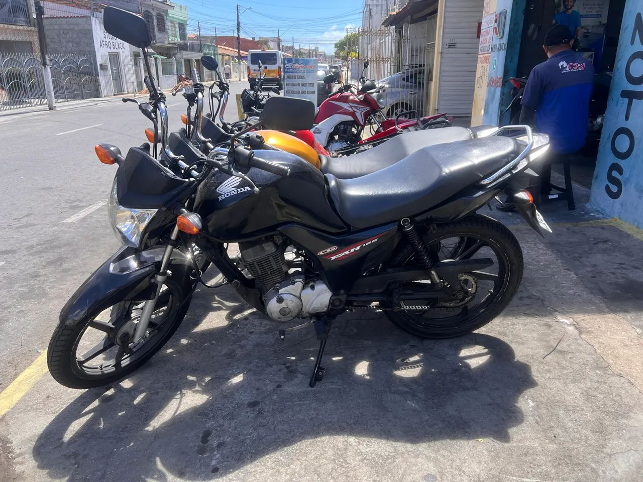 Ja pensou em fazer aquele extra vem pra JBL locacoes Motos disponíveis para aluguel