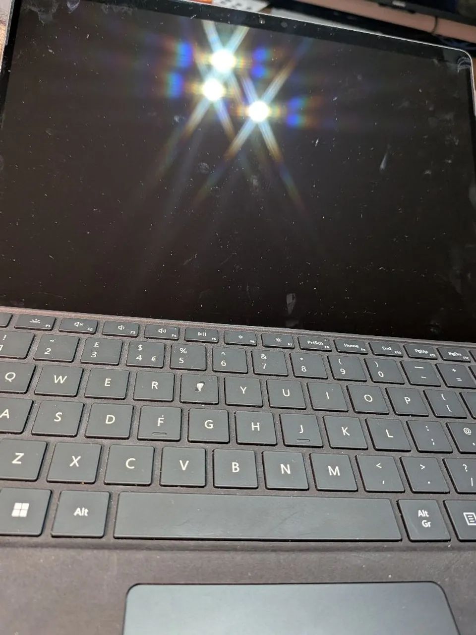 Surface Pro 9 16 / 256 