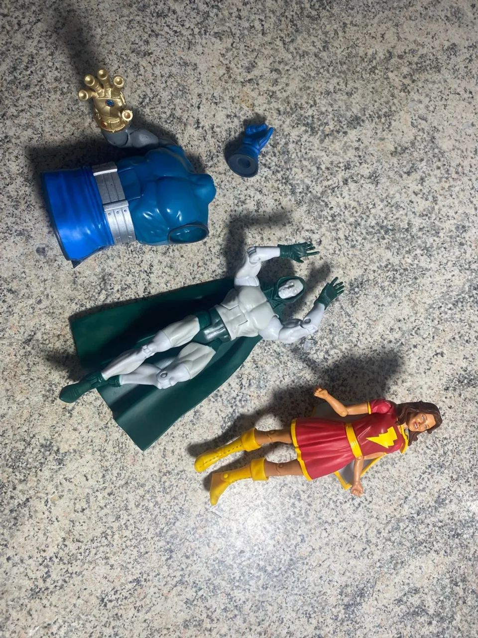 Brinquedo action figure miniatura 