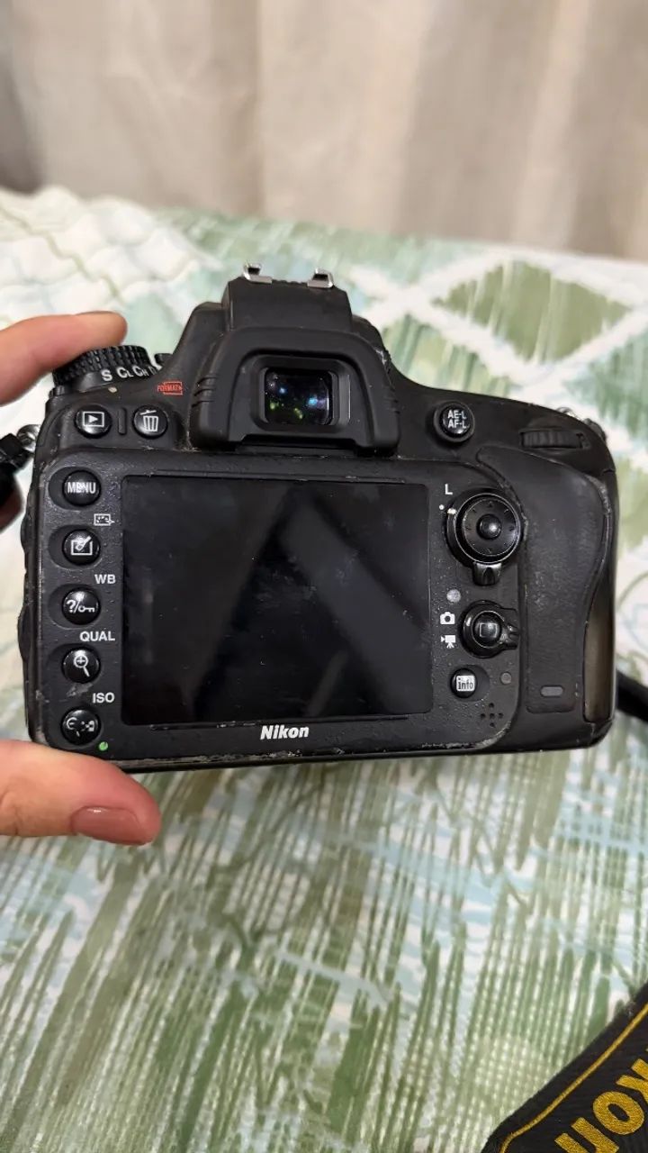 Nikon D610  full frame + 2 lentes e acessórios. - Foto 4
