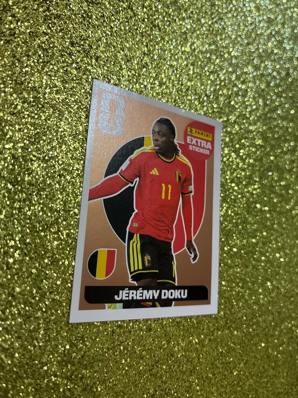 FIGURINHA LEGEND BRONZE JÉRÉMY DOKU 2026 - Foto 3